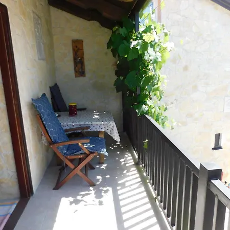 度假居 Kamnita Hisa Stari Klesar