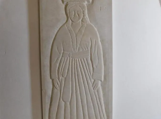 Kamnita Hisa Stari Klesar בית נופש *