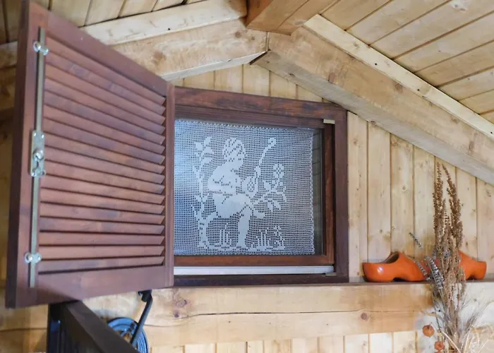 Kamnita Hisa Stari Klesar * אילירסקה ביסטריצה