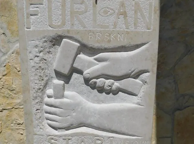 בית נופש Kamnita Hisa Stari Klesar אילירסקה ביסטריצה